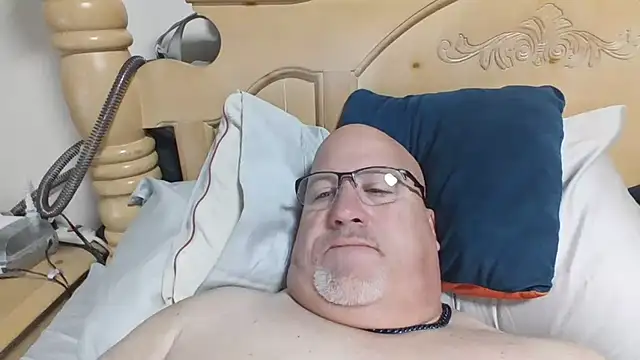 Bigbear0563 online show from March 20, 4:08 pm