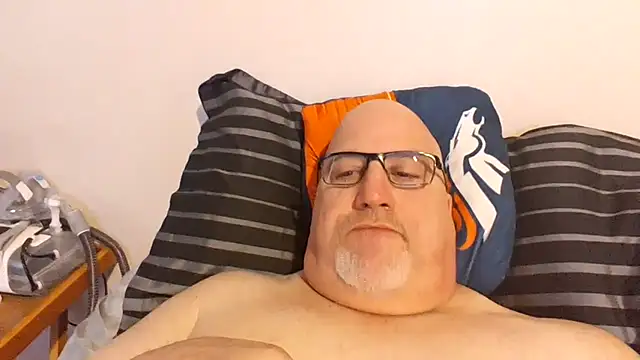 Bigbear0563 online show from March 4, 5:13 pm