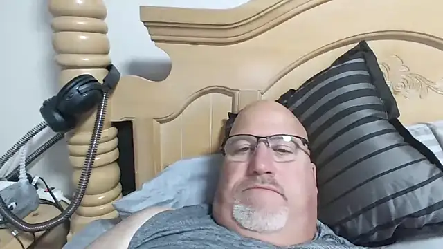 Bigbear0563 online show from September 30, 4:24 pm