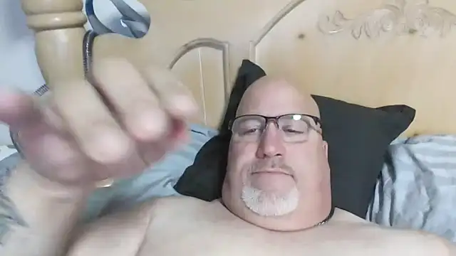 Bigbear0563 online show from October 31, 7:38 am