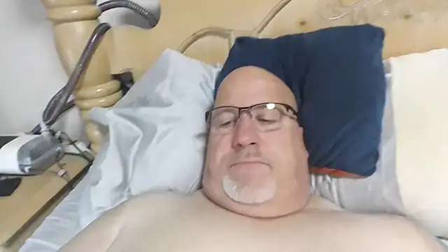 Bigbear0563 online show from March 8, 6:33 pm