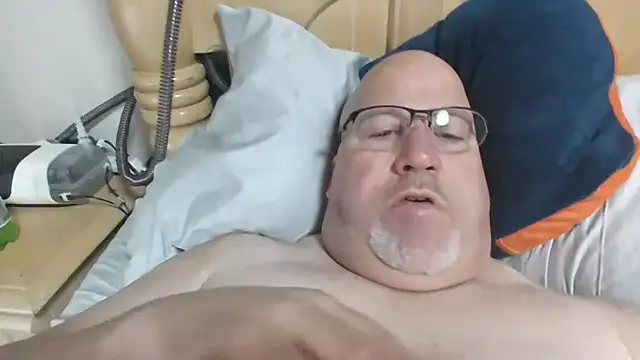Bigbear0563 online show from March 13, 5:18 pm