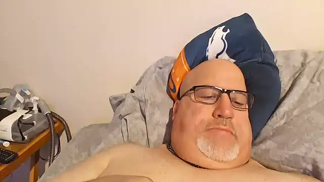 Bigbear0563 online show from March 15, 3:27 pm