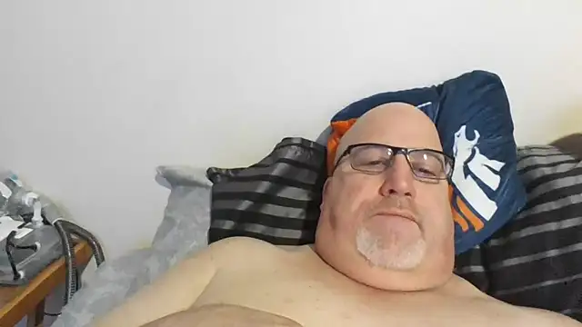 Bigbear0563 online show from February 13, 3:35 pm