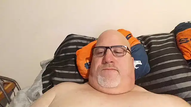 Bigbear0563 online show from February 4, 4:29 pm