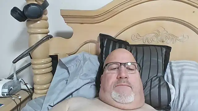 Bigbear0563 online show from December 2, 5:47 pm