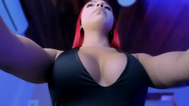 Emmily Savage online show from December 20, 11:46 am