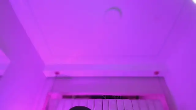 Emmily Savage online show from January 15, 5:55 am