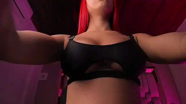 Emmily Savage online show from November 12, 11:36 am