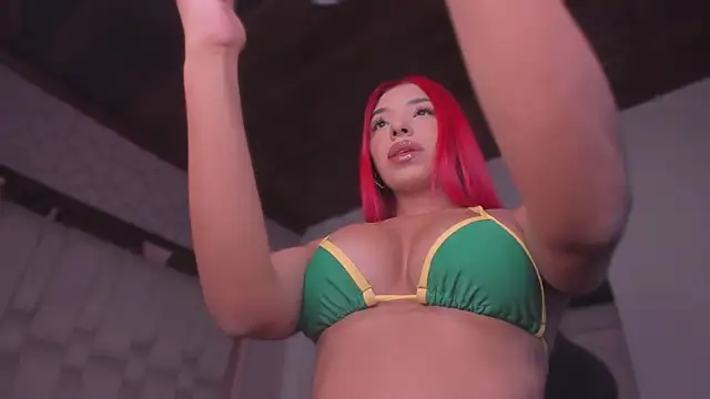 Emmily Savage online show from July 11, 11:54 am