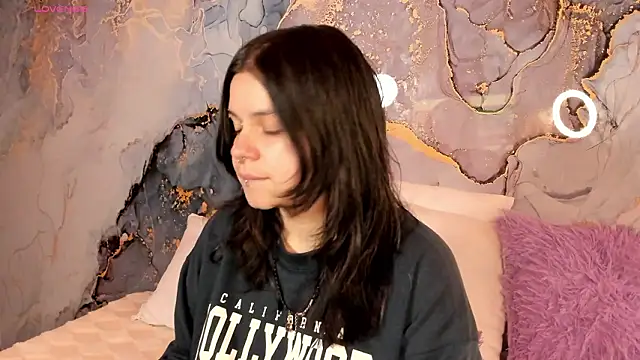 Mey moon online show from February 10, 11:59 pm