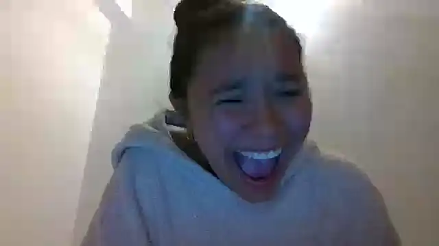 Snapshot of _andygirl chatting on January 31, 1:33 am andygirl online show from January 31, 1:33 am
