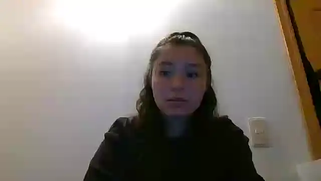 Snapshot of _andygirl chatting on December 13, 12:42 am andygirl online show from December 13, 12:42 am