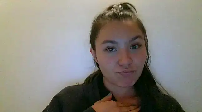 Snapshot of _andygirl chatting on January 30, 3:33 am andygirl online show from January 30, 3:33 am