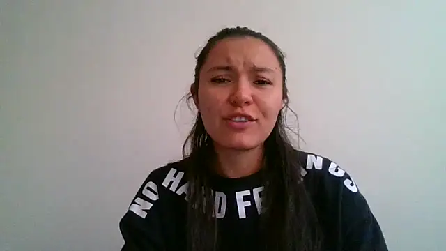 Snapshot of _andygirl chatting on May 19, 10:17 pm andygirl online show from May 19, 10:17 pm