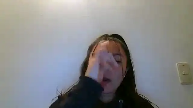 Snapshot of _andygirl chatting on March 13, 3:33 am andygirl online show from March 13, 3:33 am