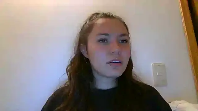 Snapshot of _andygirl chatting on December 13, 3:49 am andygirl online show from December 13, 3:49 am