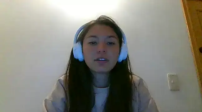 Snapshot of _andygirl chatting on March 15, 1:08 am andygirl online show from March 15, 1:08 am