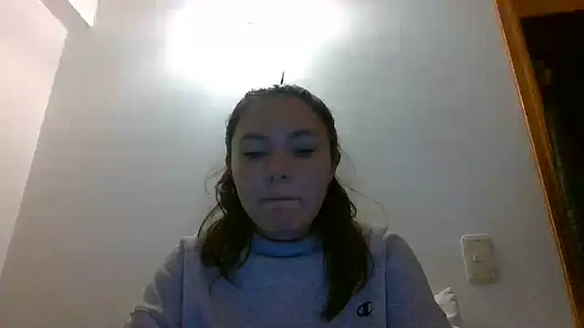 Snapshot of _andygirl chatting on January 8, 2:35 am andygirl online show from January 8, 2:35 am