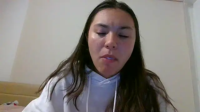 Snapshot of _andygirl chatting on April 27, 1:58 am andygirl online show from April 27, 1:58 am
