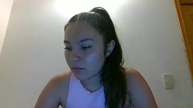 Snapshot of _andygirl chatting on February 26, 3:35 am andygirl online show from February 26, 3:35 am