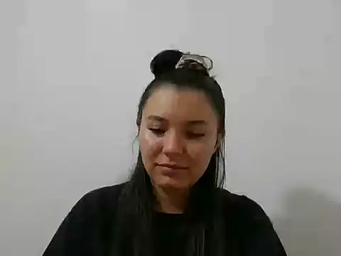 Snapshot of _andygirl chatting on October 12, 12:45 am andygirl online show from October 12, 12:45 am