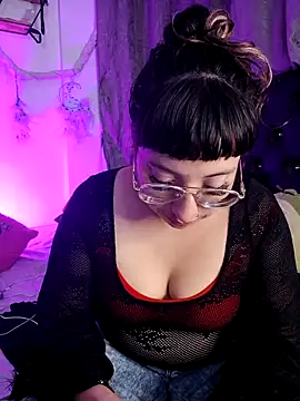 Piafisher1 online show from October 9, 1:39 am