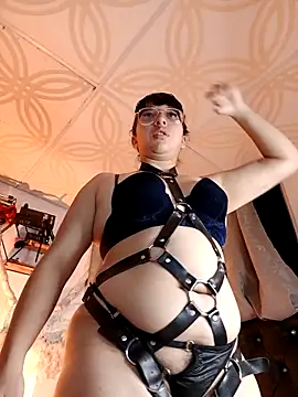 Piafisher1 online show from October 25, 11:16 pm