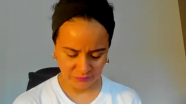 Snapshot of Sami_Hotie1 chatting on November 1, 10:03 pm Sami Hotie1 online show from November 1, 10:03 pm