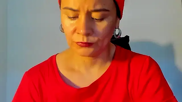 Snapshot of Sami_Hotie1 chatting on November 2, 8:03 pm Sami Hotie1 online show from November 2, 8:03 pm