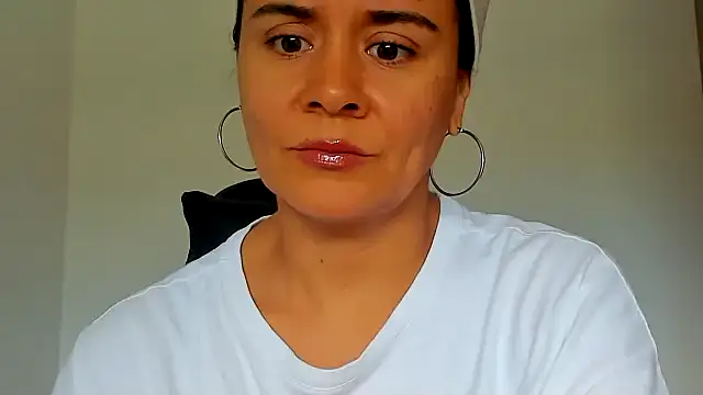 Sami Hotie1 online show from February 23, 9:04 pm