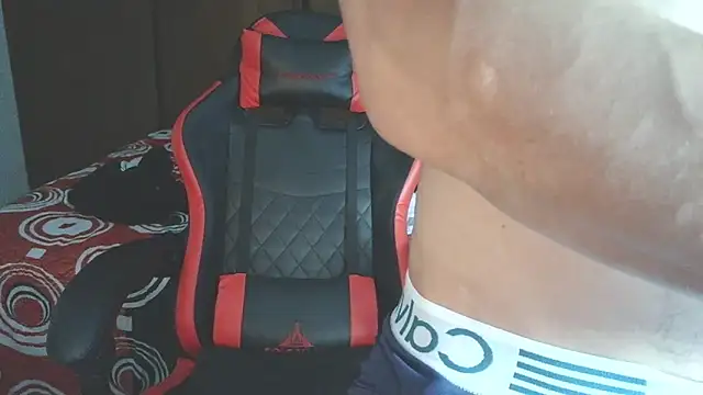 Snapshot of aresholland chatting on October 26, 11:49 pm aresholland online show from October 26, 11:49 pm