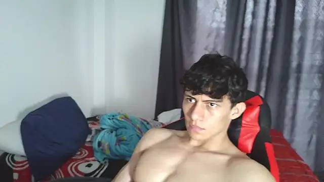 aresholland online show from March 5, 10:37 pm