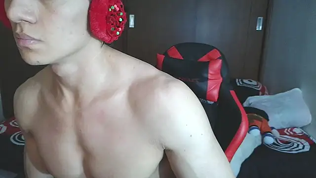 aresholland online show from December 20, 7:17 pm