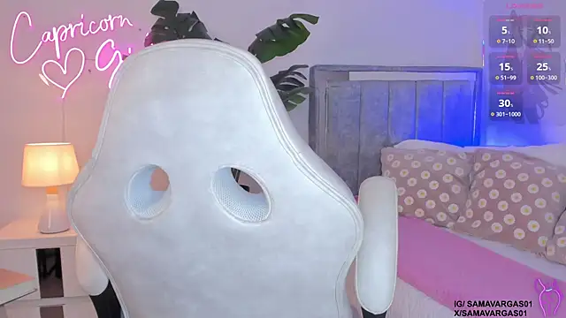 Korina Saenz01 online show from June 15, 10:42 pm