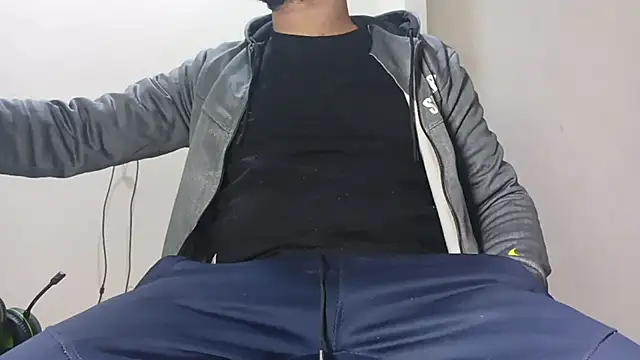 draculaa1 online show from November 18, 9:56 am