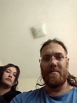 Geeznuts19 online show from November 20, 5:35 pm