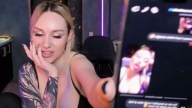 Blckmirrorr online show from March 29, 11:50 pm