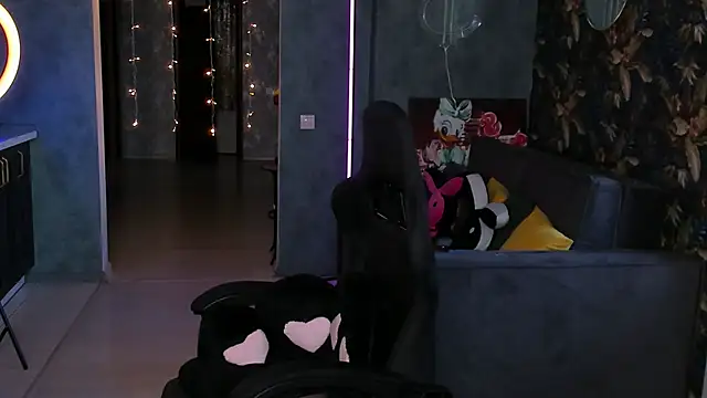 Blckmirrorr online show from October 25, 8:02 am