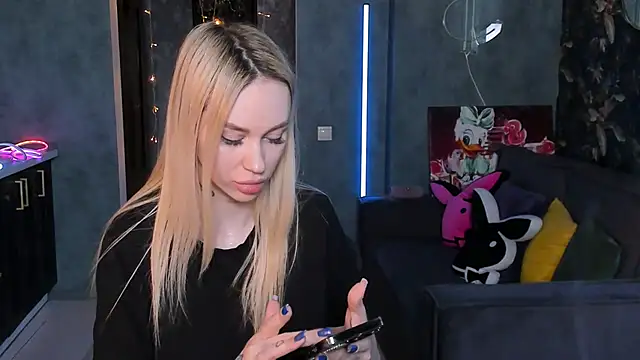 Blckmirrorr online show from February 16, 2:54 am