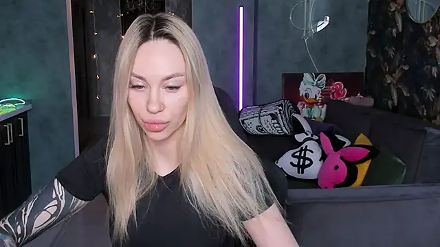 Blckmirrorr online show from March 14, 7:03 am