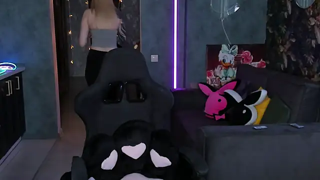 Blckmirrorr online show from February 21, 2:24 am