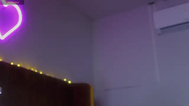 laybunny1 online show from March 7, 8:36 pm