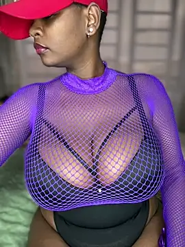 Snapshot of Sexy_panda69 chatting on June 20, 3:17 pm Sexy panda69 online show from June 20, 3:17 pm