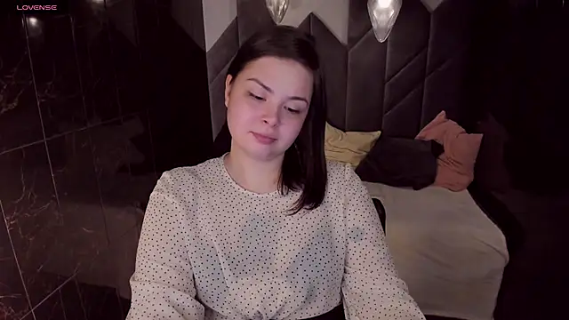 Mayayammy online show from March 5, 6:23 pm