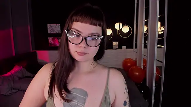 Mayayammy online show from November 2, 2:33 pm