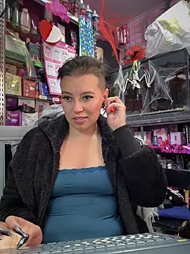 Snapshot of TamySweetness chatting on November 2, 4:12 pm TamySweetness online show from November 2, 4:12 pm