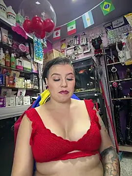 Snapshot of TamySweetness chatting on July 16, 9:12 pm TamySweetness online show from July 16, 9:12 pm