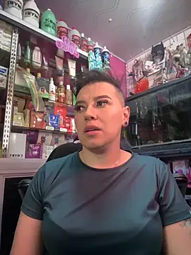 Snapshot of TamySweetness chatting on December 1, 3:13 pm TamySweetness online show from December 1, 3:13 pm