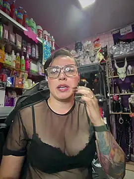 TamySweetness online show from April 15, 6:45 pm